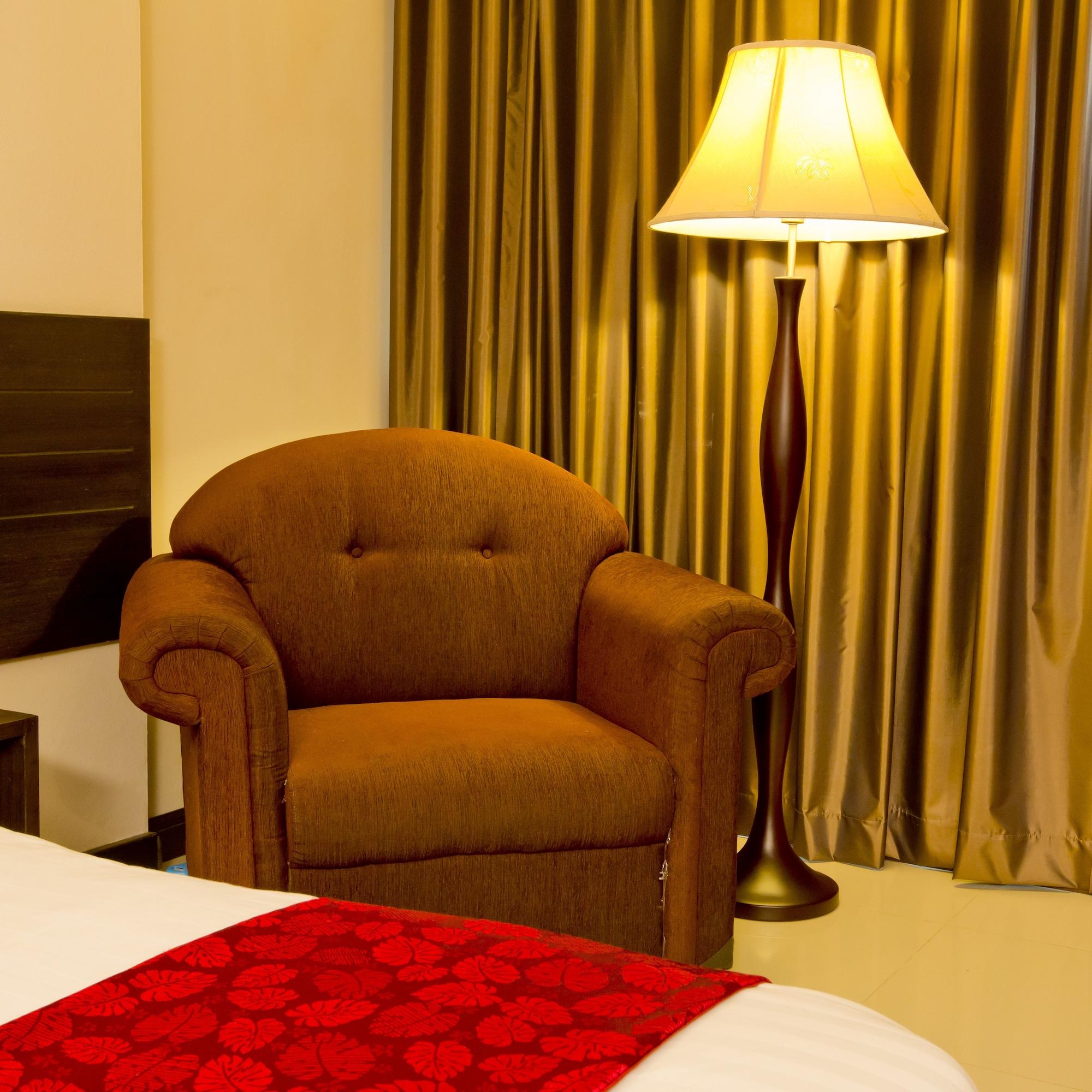 Sinsuvarn Airport Suite Hotel Bangkok Eksteriør bilde